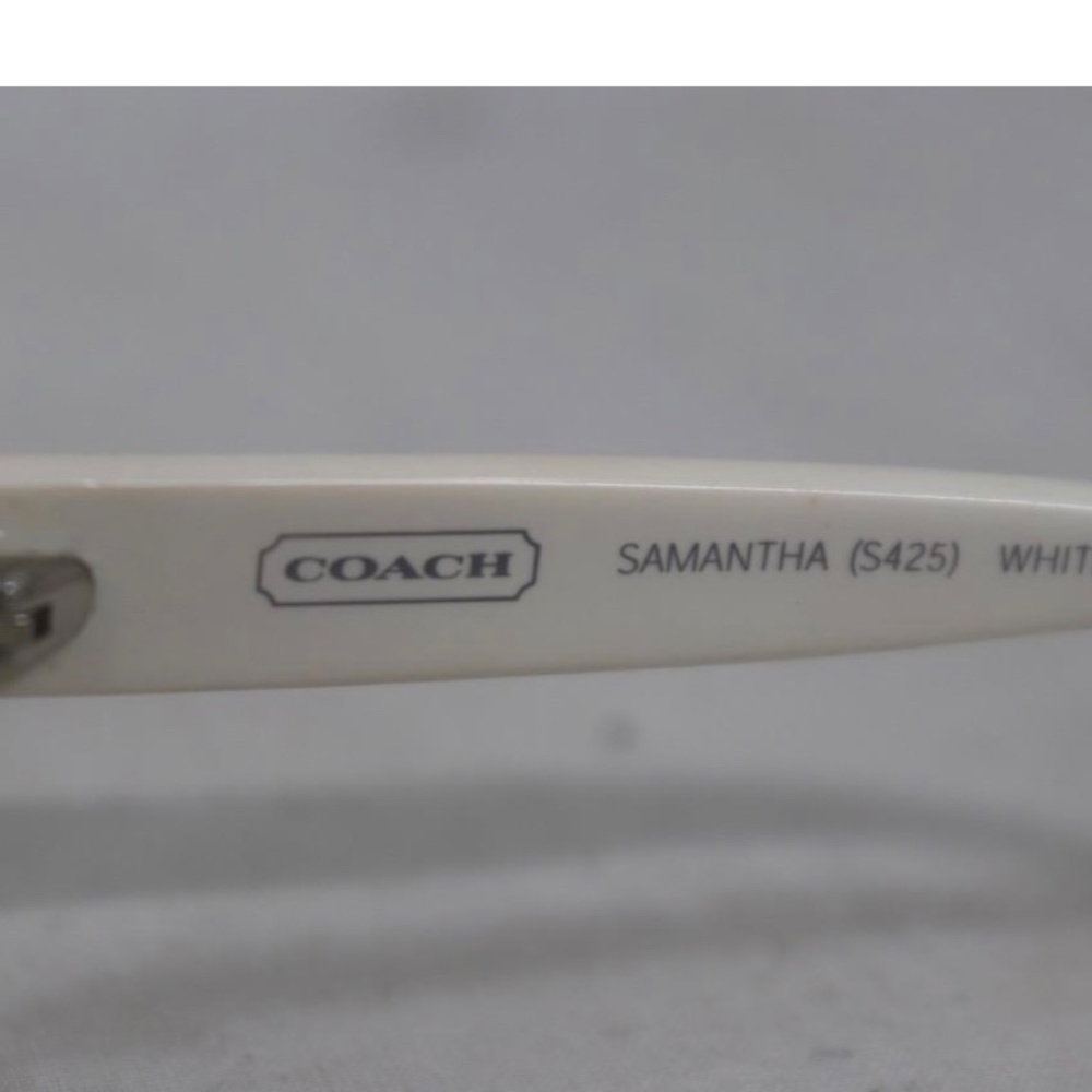 Coach Samantha Sunglasses - Picture 3 of 4